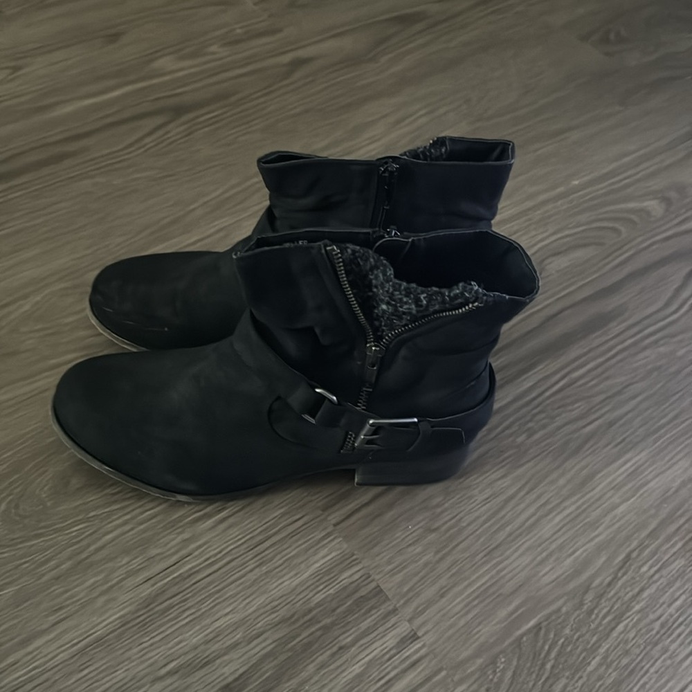 Boots - Picture 2 of 2